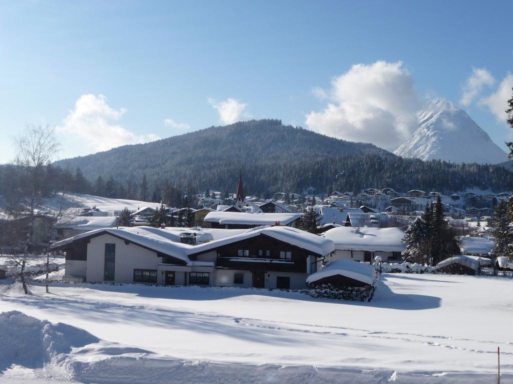 Hotel Berghof Seefeld in Tirol Kültér fotó